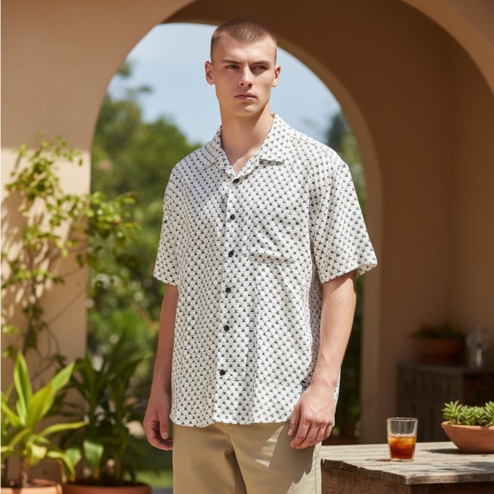CRWTH Skull Design Button Down Men XL